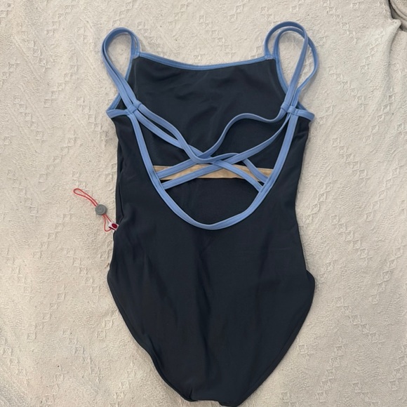 Yumiko Black and Blue Leotard - New - Picture 2 of 4